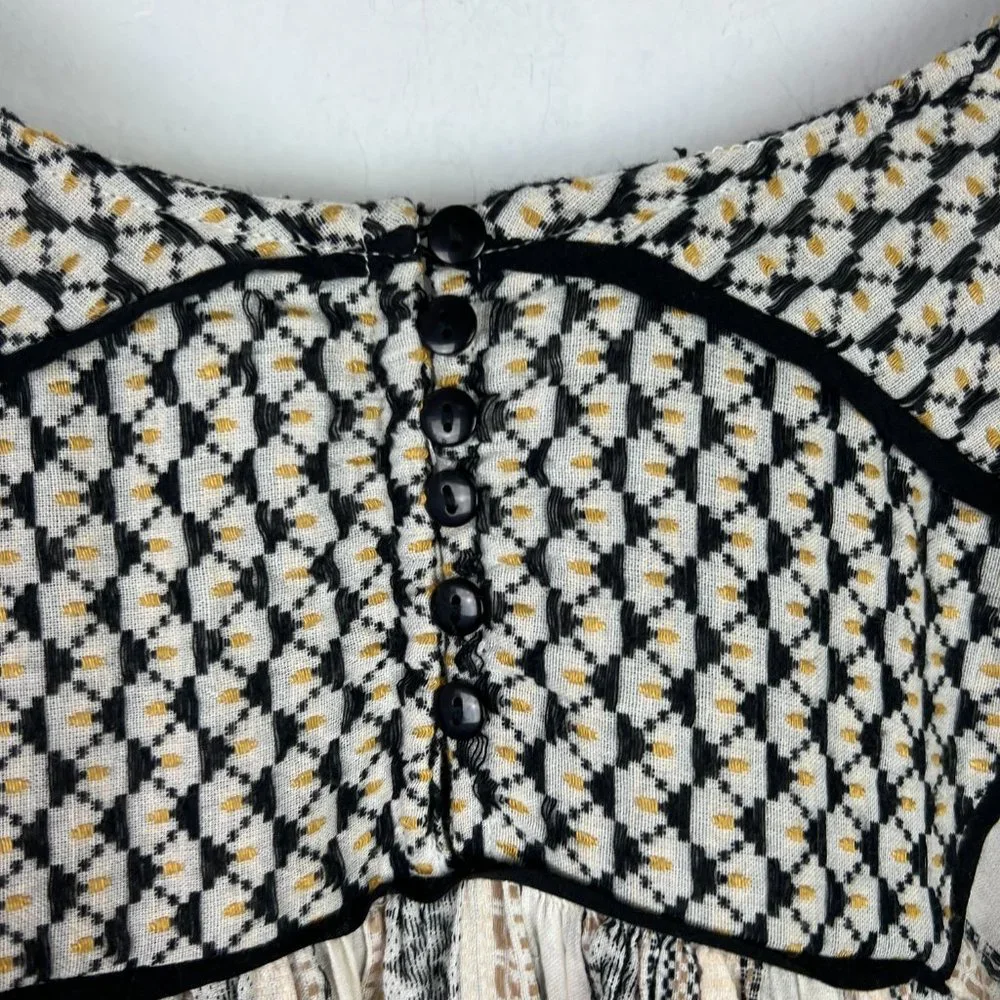 Free People Running On A Dream Top Embroidered Size Large L GUC L2537 - Picture 16 of 16